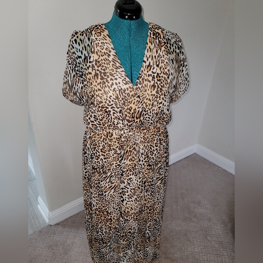 Forever 21+ Cheetah print maxi dress
